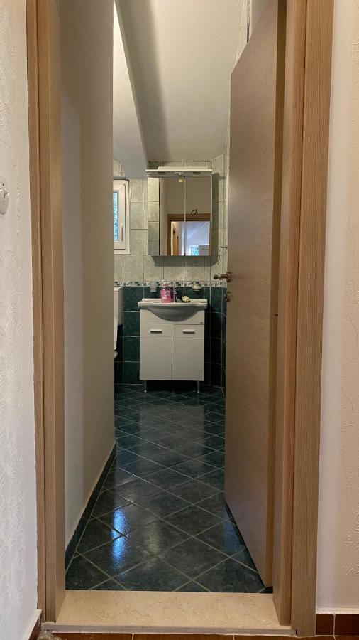 Guest House Pocanic Tivat Exterior photo